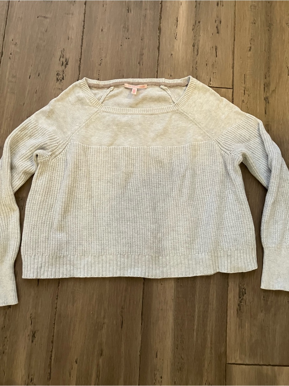 Victoria’s Secret Kiss of Cashmere drop sleeve boatneck boxy sweater S Gray